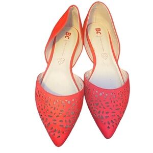 BC flats. Size 8